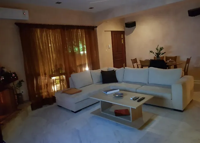 Meni's Apartment Chania (Crete)